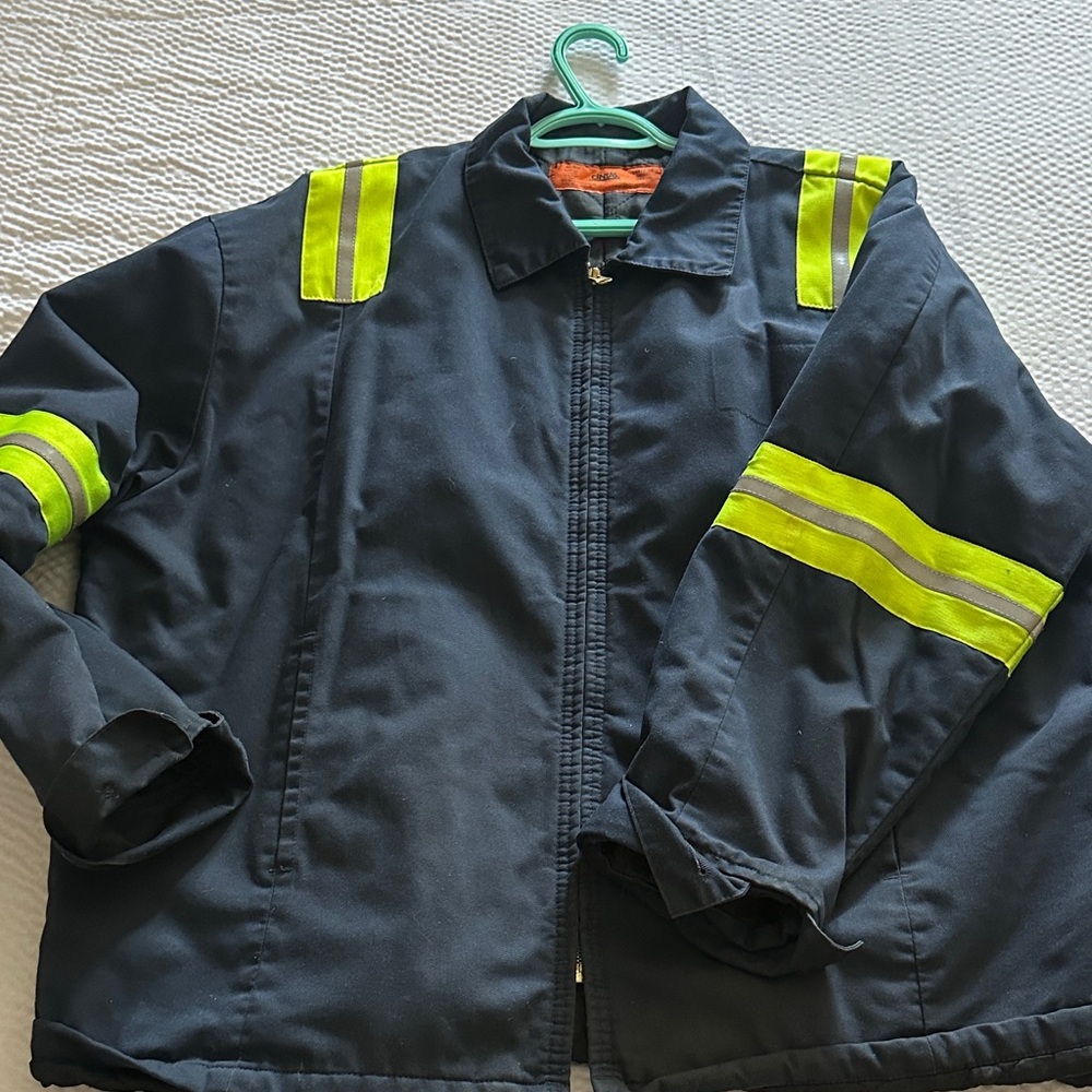 Cintas High-Visibility Navy Work Jacket with Reflective Stripes